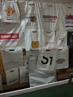 Пакет с вырубной ручкой