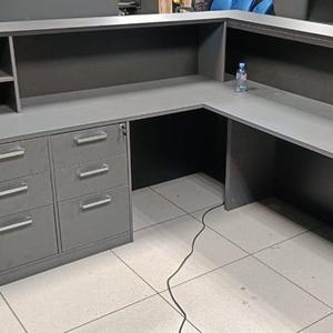 реализованный проект: В медицинских учреждениях каждая деталь имеет значение, особенно когда речь идет о комфорте и эффективности работы персонала. Мы предлагаем специализированную мебель для сестринских постов и стоек персонала, которая станет незаменимым помощником в повседневной работе.
Мы понимаем, насколько важна каждая минута в работе медицинского персонала. Наша мебель призвана облегчить их труд, сделать рабочее место более комфортным и функциональным. Выбирая нас, вы выбираете надежность, качество и заботу о вашей команде.

ООО Панинокс, собственное производство медицинскй и офисной мебели.