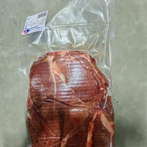 Оленина окорок