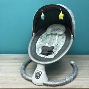 Многофункциональные электрокачели - шезлонг Luxmom LM-801 настоящий помощник для родителей. Они идеально подойдут для новорожденного малыша. Благодаря своему функционалу, с легкостью успокоит малыша и освободит время для мамы. Пятиточечный ремень безопасности гарантирует безопасное пребывание малыша в колыбели. Управление программами позволит подобрать идеальный режим для каждого малыша. Управление звуковым сопровождением и режимами колыбели может осуществляться дистанционно – пультом. Удобная и надежная конструкция. Практичные, безопасные и долговечные материалы – легкие в уходе.
⠀
Характеристки:
· Тип: складная колыбель-качалка;
· Возраст: 0+
· Вес ребенка: до 11 кг
· Основной материал: плотная ткань, PP пластик, нержавеющая сталь;
· Музыкальный блок и мобиль с игрушками;
· Пульт дистанционного управления;
· 5 скоростей качания;
· 14 мелодий;
· Работает от батареек или от сетевого адаптера
· 3 режима работы качелей (15, 30, 60 минут);
· Съемный чехол можно стирать, мягкая съемная подушка-подголовник;
· 5-точечный ремень безопасности;
· Противомоскитная сетка;
· Вес упаковки: 4,4кг;