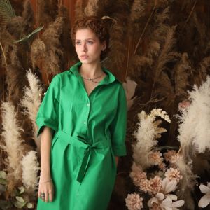 Платье-Рубашка - базовое платье, которое должно быть у каждой девушки в гардеробе.

Размеры : 42-48 
Ткань : хлопок 100% 
8 расцветки :
черный 
желтый
лиловый 
темно-зелёный 
малина
бежевый 
салатовый
