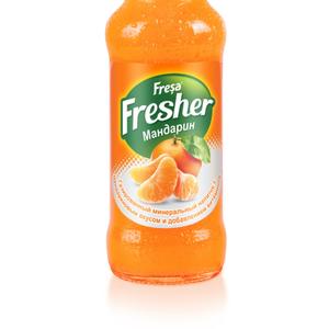 Напиток из природной минеральной воды , с добавлением сока и витаминов