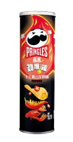 Картофельные чипсы Pringles со вкусом острого рака и сычуаньского соусом