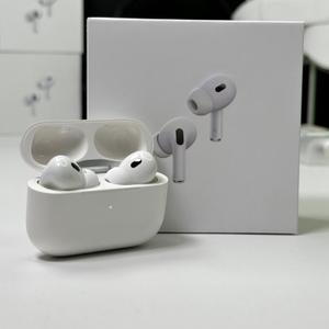 AirPods Pro 2 с шумоподавлением - lightning