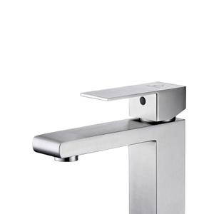 Смеситель Miyaya для умывальника — стильное и функциональное решение для вашего санузла. Модель с однорычажным механизмом управления и литым, монолитным изливом из нержавеющей стали отличается лаконичным дизайном и высоким качеством исполнения.  Благодаря керамическому картриджу запорный механизм смесителя отличается плавностью хода и долговечностью.  Смеситель оснащен аэратором для экономии воды и системой быстрого монтажа, что упрощает установку. Комплект поставки включает в себя гибкие подводки, крепеж и фирменную упаковку.