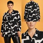 Роскошная джерси-рубашка с геометрическим принтом Monochrome Luxe