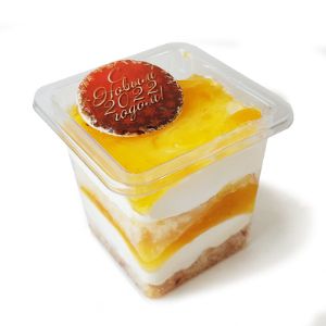 Десерт Манго-Маракуя