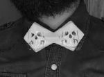 Керамическая галстук-бабочка №1 с двумя черепами