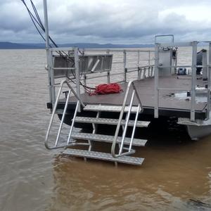 Площадка для перевоза техники, грузов.