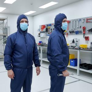 Костюм(штаны, ветровка) многоразовый рабочий