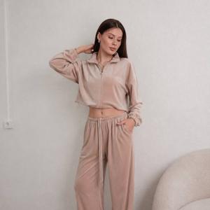 Костюм BEIGE из бамбукового велюра 
Размеры: S-M, L-XL 
Цвет: на выбор 
Цена: 1080 сом 
В стоимость изделия входят:
Составник, размерник и Зип пакет 140мкрн с брендом