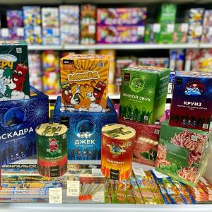 Батареи салютов фейерверки