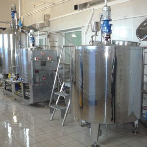 Линии и мини-заводы для переработки молока и производства сгущённого молока, в том числе из сухого.