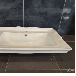 Керамическая накладная раковина в ванную арт 2
Размеры 480х800х150
Цена: 2500