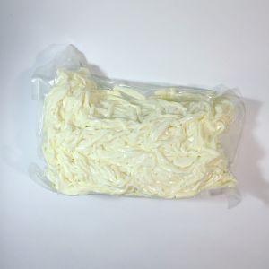 Сыр спагетти «Сыродел»™ - Сыр внешне напоминает тонкую гибкую соломку. Отличается плотностью консистенции, слоистой структуры и характерным солоноватым вкусом и ароматом. Молочное изделие упаковывается в удобную и практичную упаковку, в которой он долго хранит свои полезные качества. Сыр имеет восхитительный аромат и приятный вкус.
Вес упаковки: ~ 1кг
Торговая марка: Сыродел
Производитель: ООО Сыродел, Россия
Жирность: 45%
Температура хранения: 0 +6 ℃
Срок хранения: 90 суток
Количество в коробке: ~10 кг
.
.
.
.
.
.
.
.
.
.
.
#ресторанкрасноярск #ресторан #поставщики #поставщиккрасноярск #красноярск #продукты #продуктыпитания #продуктыоптом #ипбармина
#сыр #сырспагетти #спагетти #кафе #кафекрасноярск #кулинария #horeca #хорека