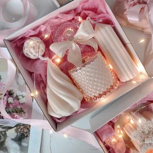 Свечи формовые, набор. Аромат - пьяная вишня, Цена - 3500 руб.