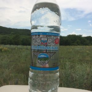 Вода минеральная природная питьевая лечебно-столовая &#34;Славяновская&#34;. 1,5 литра