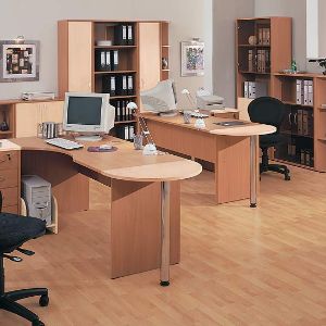 Офисная мебель для персонала серия Имаго отличается широким размерным рядом элементов, входящих в коллекцию и модульностью элементов её составляющих