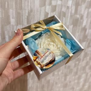 Формовая свеча Пион в упаковке