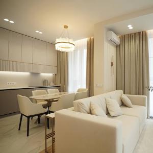 Диван по эскизам заказчика