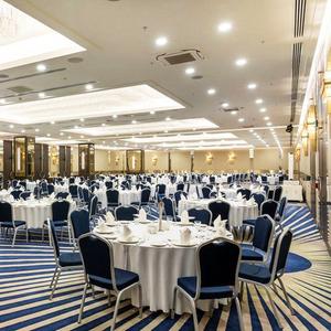 Ковровые покрытия для Лобби
Состав: 80% Шерсть 20% Полиамид
Плотность: 7/11
Высота ворса:8мм
Общая Высота:11мм
Весь ворса: 1150 гр/м2
Обшей весы:2191 гр/м2
Основа: Джут
Пожарный сертификат: КМ2