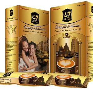 Растворимый кофе  фирмы «Trung Nguyen» «G7»  капучино 3в1:
- СО ВКУСОМ ЛЕСНОГО ОРЕХА.
- СО ВКУСОМ МОККО.
Состав: кофе, сахар, сливки.
В 1 упаковке 12 пакетиков по 18 грамм.