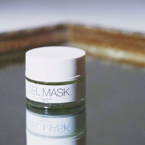 Маска AYORI Gel Mask, 50 мл. Молекулярная гель-маска с пептидами направленного действия AYORI — инновационное средство омоложения и борьбы с проблемной кожей лица. Вы можете подарить своей коже здоровье и сияние! Страна-производитель: Италия