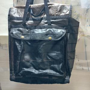 Дорожная сумка из натуральной кожи.