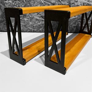 Цвет полки: махагон
Материал: дерево (хвоя)
Цвет поддержки: белый, черный
Материал: прочный пластик 
Размер:50х24х9,5