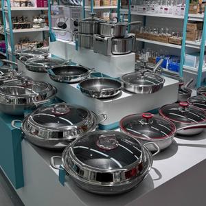 Elevate your dining experience with our beautiful range of tableware and serving pieces. From elegant serving platters to high-quality stainless steel cookware, discover everything you need to prepare and present meals with style and ease.