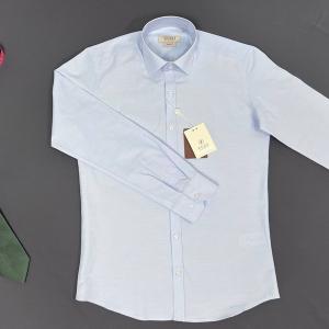 Мужская рубашка Slim fit
Модель- С-5
Цвет- 805
Размер: 38-45