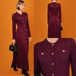 Элегантное трикотажное макси-платье с пуговицами