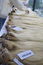 Наращивание волос Nasa Hair — Необработанный вьетнамский прямой уток двойной вытяжки — светлый цвет 0002