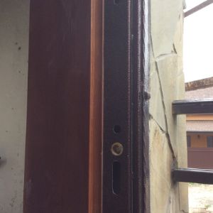 Конструкция коробки входная деревянная дверь