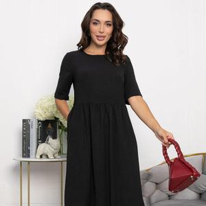 Платье чёрное с карманами от бренда LT Collection. Модель силуэта трапеция, выполнена из плательного полотна. Круглый вырез горловины, короткие рукава. Лаконичное, но при этом невероятно стильное, оно дополнено динамичными разрезами по бокам. Платье непременно займёт почётное место в вашем шкафу.