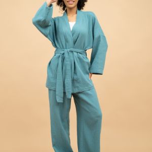 Женская пижама - домашняя одежда