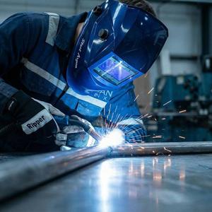 Наше производство – это где качество встречается с индивидуальностью. Мы – не просто производители медицинской мебели, мы – архитекторы функциональности и комфорта, способные преобразить медицинские учреждения.


Наше собственное производство – это сердце компании, где из ЛДСП, HPL пластика, нержавеющей стали и металла в полимере рождаются предметы мебели, отвечающие самым высоким требованиям качества, долговечности и эстетики.