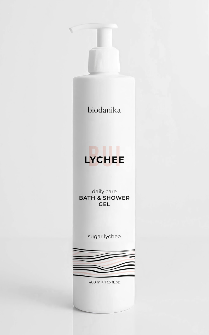 BIODANIKA Парфюмированный гель для ванны и душа BUI LYCHEE, сахарный личи (бобы тонка, сандаловое дерево, пралине, ваниль, личи), 400 мл