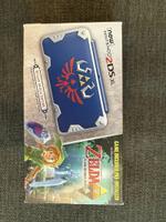 Nintendo 2DS XL Zelda Hylian Shield Limited Edition 6574837494