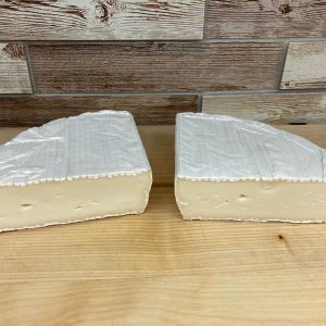 Сыр &#34;Бри&#34; с белой плесенью.
Цена: 1876 р/кг