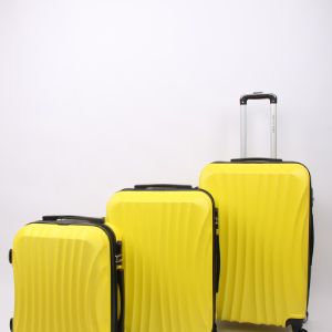 чемоданы из ABS - пластика. Имеет 12 разных цветов .