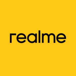 Какие есть особенности у смартфонов Realme:

Функция Always On Display (AOD). Позволяет выводить основную информацию на заблокированный дисплей смартфона: дату, время, заряд аккумулятора, картинку и дополнительную информацию. 
Мощные процессоры. Модели realme оснащены чипсетами от ведущих производителей, таких как Qualcomm или MediaTek, что гарантирует высокую производительность и эффективное энергопотребление. 
Большой объём памяти. Современные модели realme предлагают различный объём RAM и внутренней памяти, что позволяет выбрать оптимальную конфигурацию в соответствии с потребностями пользователя. 
Качественные камеры. Современные модели realme оснащены камерами, способными снимать в разных режимах. 
Быстрая зарядка. В зависимости от модели в смартфонах realme применяются различные технологии быстрой зарядки, например, Flash Charge. 
Наличие дополнительных функций. Модели с модулем NFC позволяют оплачивать смартфоном покупки, а с ИК-портом — управлять умной бытовой техникой (телевизорами, кондиционерами, проекторами и другими устройствами).