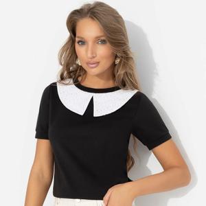 Футболка чёрная с воротничком от компании Charutti. Модель прямого силуэта, выполнена из трикотажной ткани &#34;милано&#34;. Короткие рукава. Идеальный выбор на каждый день.