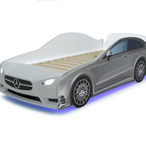 Мебельная фабрика «Re:Driver» производит тематическую детскую мебель с 2007
года. Она ориентирована для детей от 2-х до 12 лет. Все наши модели являются
собственными идеями наших дизайнеров и технологов, и основателей компании. Все
кровати фабрики производятся по собственной разработанной технологии
«Constructor+», которая дает дополнительную надежность и долговечность.
Технология «Constructor+» заключается в том, что все несущие детали кровати
имеют внутреннюю фрезеровку в 0.5 см, куда входят все элементы ЛДСП. Только
после этого кровать стягивается качественной фурнитурой. С точки зрения
экономической составляющей, подобный метод производства является достаточно
затратным. Внедрив данную технологию производства, почти во все модели и
комплектации наших кроваток, мы значительно увеличили срок эксплуатации нашей
продукции, а так же показатели нагрузок на конструкцию, которая выросла на 200%,
по сравнению с пред идущими показателями.Вся продукция фабрики
сертифицирована и имеет всю необходимую документацию и разрешения на право
производства и использования материалов, перечень которых вы встретите ниже.
Информация о сертификации нашей продукции имеется на сайте Росаккредитации.
В 2019 году наше производство прошло полную автоматизацию всех процессов
производства. Вся продукция производится собственными силами и
профессиональным оборудованием, без при бегания к услугам подрядчиков.
Пластиковые элементы, независимые ортопедические основания, а также, матрацы к
нашим кроваткам, производятся нашей компанией без посредников. В отличии от
наших основных конкурентов, мы не используем УФК печать (метод нанесения красок
сразу на поверхность). Подобный метод нанесения рисунка достаточно бюджетный
для производителя, и встречается в 70% случаев у производителей, использующих
изображения на мебели. Данный способ не защищен от внешних воздействий, не
говоря уже о безопасности и экологичности, такого метода нанесения печати. Важно
так же знать, что при повреждении изображения, потребителю не останется ничего
делать, как менять поврежденную панель у производителя, скорее всего за деньги …
ил же смирится, так как рекламация (ремонт) здесь невозможна, по причине того
изображение не возможно демонтировать, в отличии от метода используемого нами.
Широкоформатные принтеры японского производителя «Roland», наносят
изображение на виниловую поверхность методом струйной печати, с
использованием дорогостоящих красок, исключительно категории «Ecosolvent»,
которые является безопасными для человека. Эта категория чернил не имеет
химических испарений. Другими словами наши кровати не пахнут, даже в процессе
производства. Вам не придется по несколько дней выветривать комнату, после того
как уедут наши сборщики.
После того как оборудование наносит изображение на виниловую поверхность, оно
покрывается дополнительным слоем прозрачной, ламинированной пленки, которая
защищает младенца от прямого соприкосновения с чернилами и от внешних
воздействий. Ламинированная поверхность защищает кровать от царапин, которые
образуются в результате длительной эксплуатации мебели. В составе пленки
присутствует воск, который, фактически полируется со временем в результате уходя
за кроваткой. В данном случае, если вдруг вы повредите изображение, то вам не
придется менять всю панель, достаточно будет обратится к нам и мы заменим
изображение, не меняя саму панель кровати. Все пластиковые элементы наших
моделей имеют неограниченную гарантию. Мы прекрасно понимаем, что потребитель
не сможет приобрести нужную поврежденную деталь ни - где, кроме, как у нас. Все