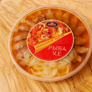 Более двухста тысяч тонн рыбы и морепродуктов в наличии на складе, весь товар имеет ветеринарные свидетельства и готов к отгрузке, возможен самовывоз или доставка транспортной компанией, оплата с НДС и без НДС, заявки можно направить по телефону  WhatsApp