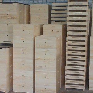 Ульи для пчел на складе производителя "Белый лотос"