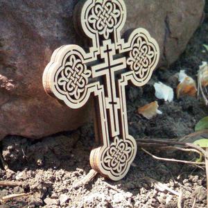 Крест двухсторонний присоске
Крест размер 9,6*6,6 см.
Авторские изделия.