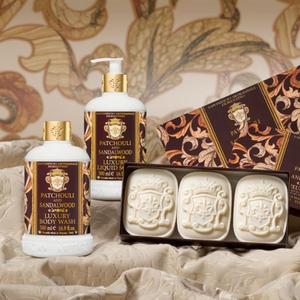 ООО &#34;Фирма &#34;Орлан&#34; является официальным представителем бренда Saponificio Artigianale Fiorentino (SAF, Италия).
Ремесленная мыловарня Figline Valdarno (Флоренция) известна продуктами, обогащенными оригинальным искусством, создавая эксклюзивные образы и  парфюмированные нотки Италии.