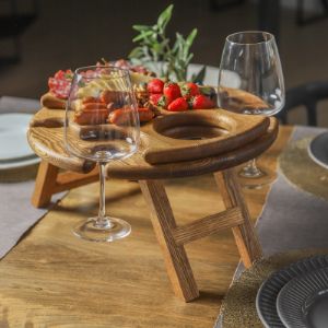 Винный столик складной из дерева