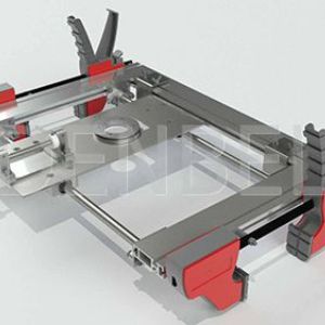 Универсальная фрезерная каретка  УФК 7
Область применения:
1. Фрезеровка посадочных мест под: замки,петли, скрытые петли, ригели.
2. Выборка проушин, пазов, четвертей, Т-образных соединений на «ласточкин хвост».
3. Фрезеровка меньшим диаметром фрезы больших диаметров.